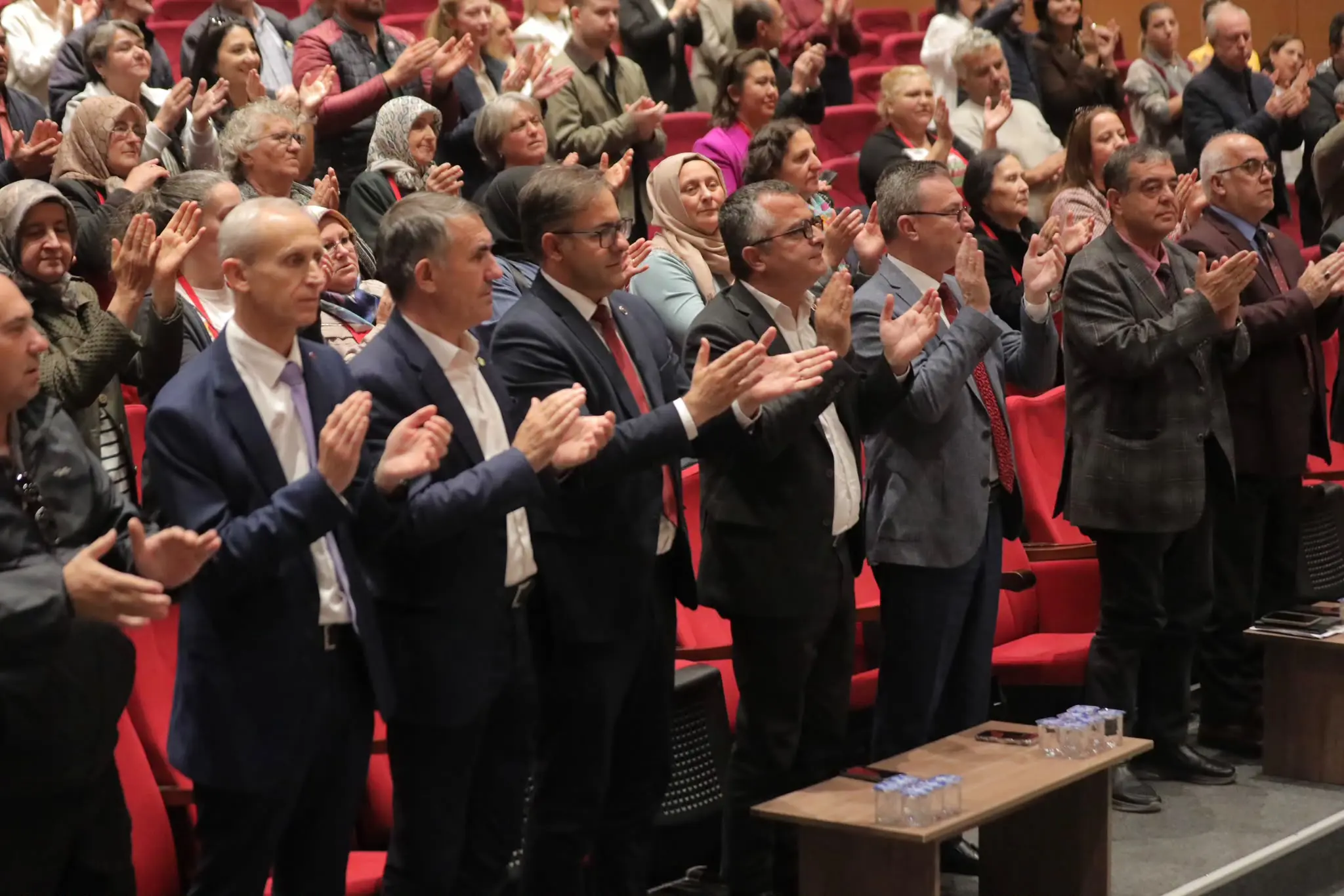 “EDİRNE BELEDİYESİ KADIN ÜRETİCİLERİ BİR ARAYA GETİRDİ” galeri görseli